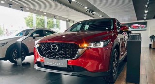 Mazda CX-5 bản 'base' được giảm giá chỉ còn 709 triệu đồng, tăng áp lực lên CR-V, Territory
